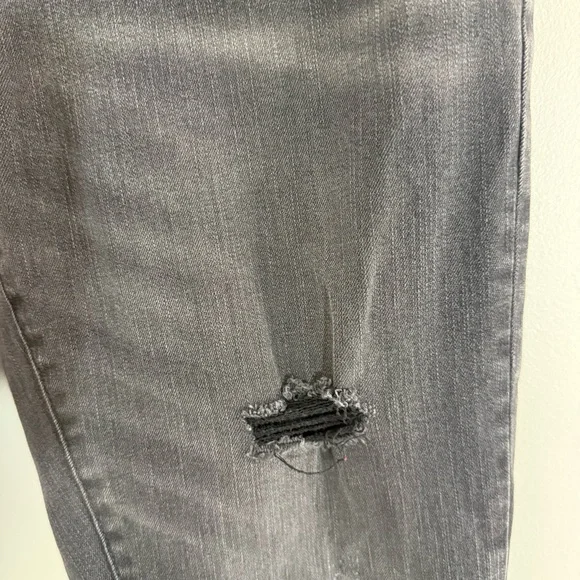 Aeropostale Black Skinny Jeans 30 x 30 - Picture 3 of 6